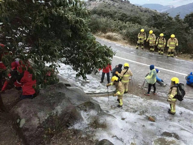 风雪大帽山、温情港百路
