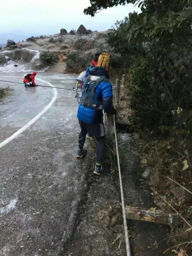 风雪大帽山、温情港百路