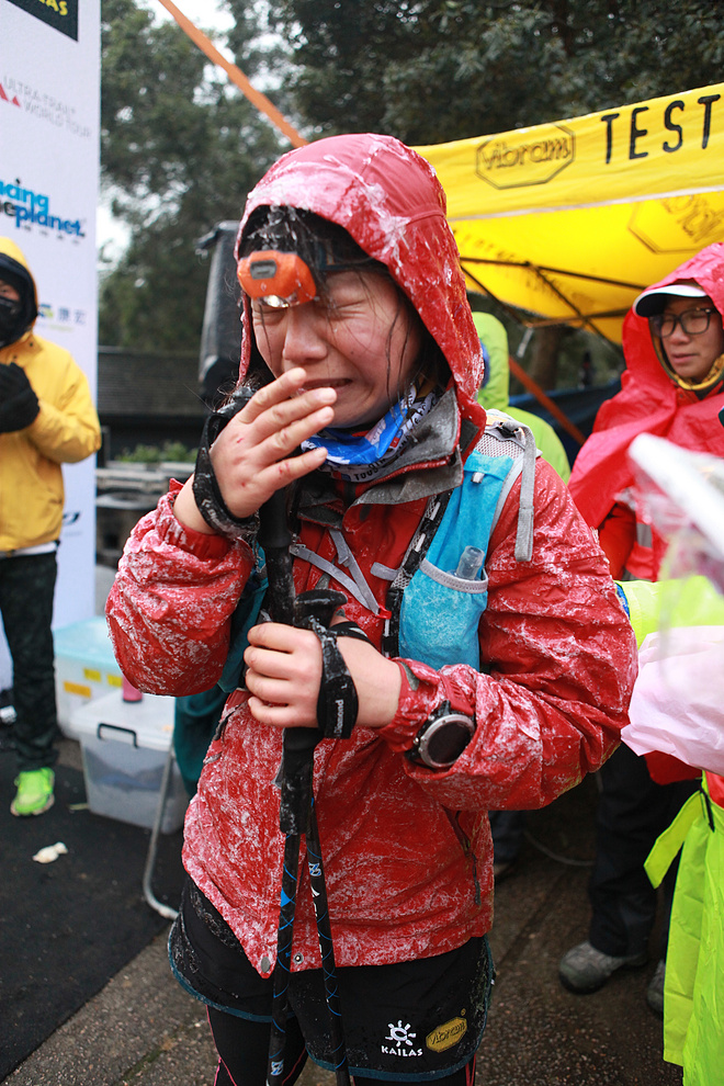 风雪大帽山、温情港百路