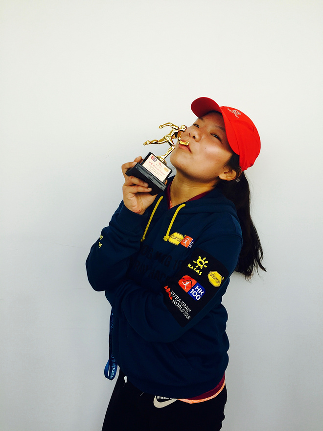 风雪大帽山、温情港百路