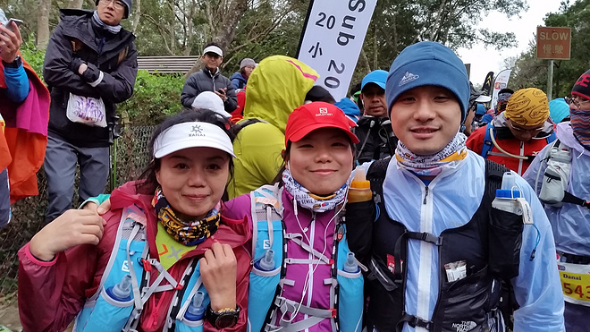 风雪大帽山、温情港百路