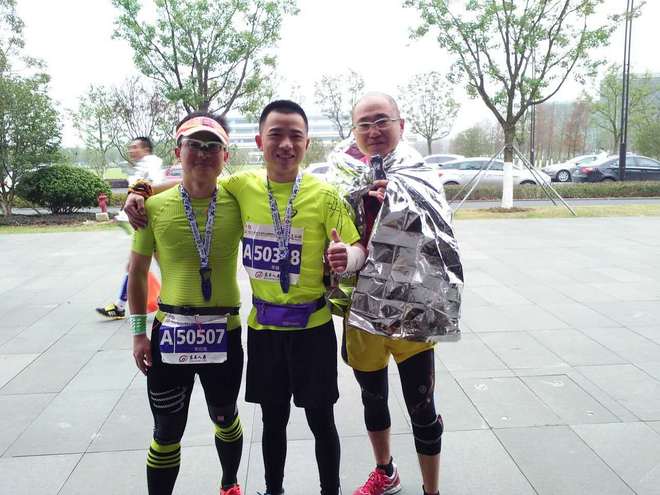 是等太阳升起还是意外先来临        -----记一次意外全马PB的来临