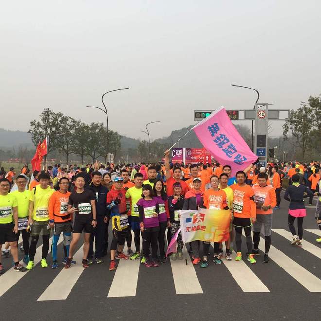 是等太阳升起还是意外先来临        -----记一次意外全马PB的来临