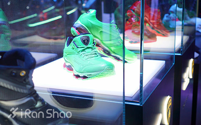 现场  |  一波搭载超跑气质的超级跑鞋袭来