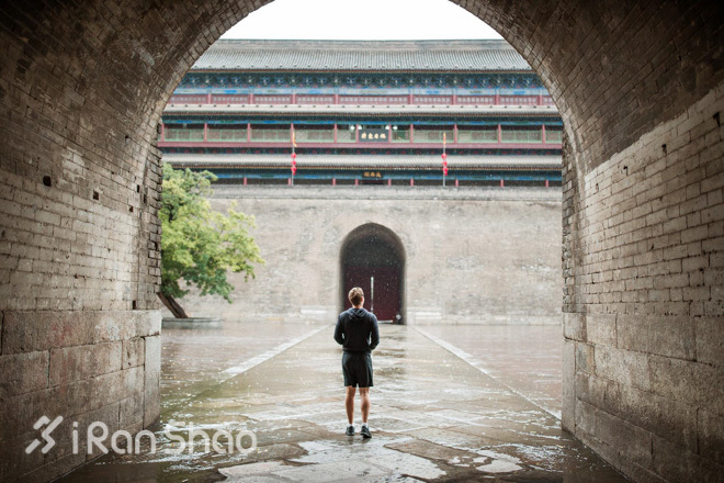 人物 | 扎克伯格与他的新年365英里跑步计划