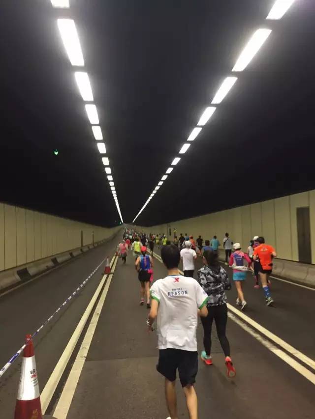 （多图慎点！）虐出亚洲新高度-香港渣打马拉松