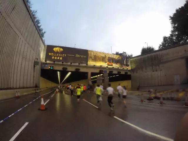 （多图慎点！）虐出亚洲新高度-香港渣打马拉松