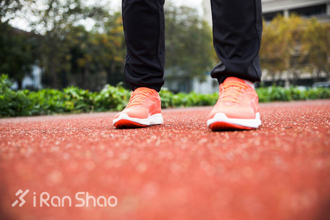 TopX | 谁的保暖更胜一筹，四款冬季跑鞋横评