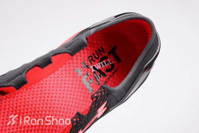 开箱 | UA SpeedForm Apollo 2，飚速度有了新选择