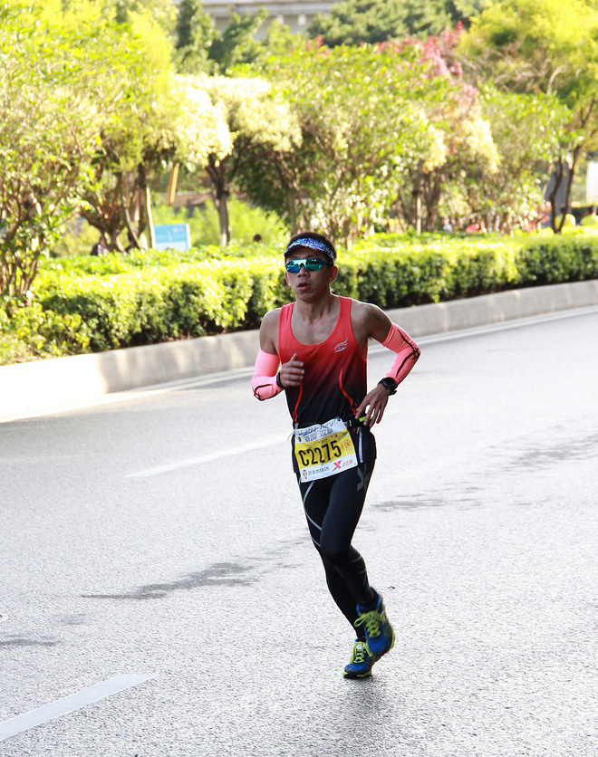 晓看红湿处  润物细无声——三款防摩擦产品评测