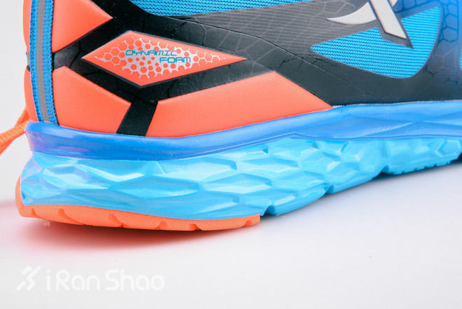 开箱 | 特步动力巢三代，国产的，值得关注的？