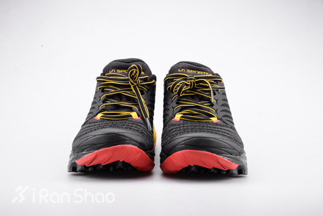 开箱 | 一双神秘的超级越野战靴，LA SPORTIVA AKASHA