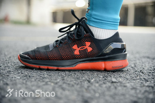 评测 | UA SpeedForm Apollo 2，速度与缓冲的对弈