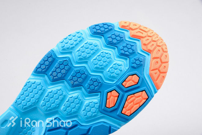 开箱 | 特步动力巢三代，国产的，值得关注的？