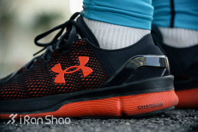 评测 | UA SpeedForm Apollo 2，速度与缓冲的对弈