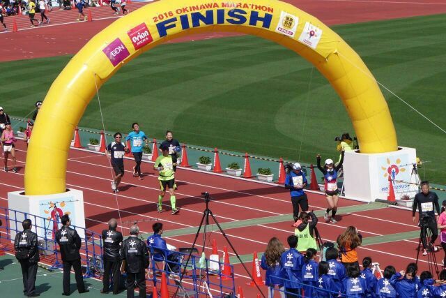 人•梦•爱，奔跑在古琉球王国的42.195公里 -2016冲绳马拉松全攻略