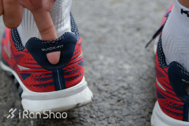 评测 | Skechers 斯凯奇 Go Run 4 鞋面与鞋底不可兼得