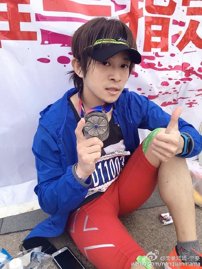 不要只看无锡马拉松的骚背心