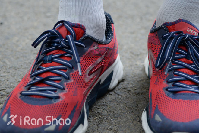 评测 | Skechers 斯凯奇 Go Run 4 鞋面与鞋底不可兼得