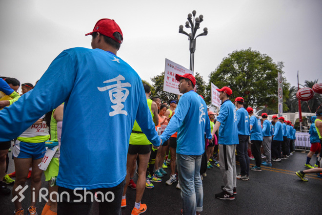 看图说话：镜头下的2016重庆国际马拉松