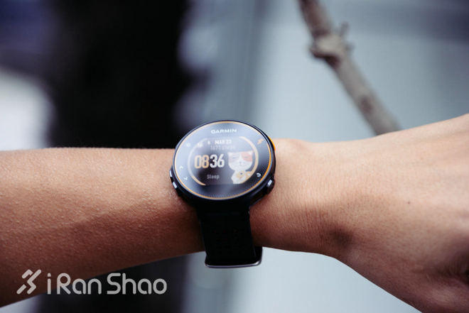 手表 | Garmin Forerunner 235 表里表外