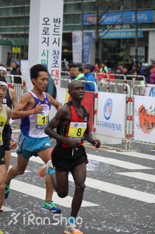 中国跑者 | 来自海峡对岸的“中国马拉松第二高手”