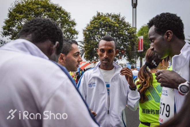看图说话：镜头下的2016重庆国际马拉松