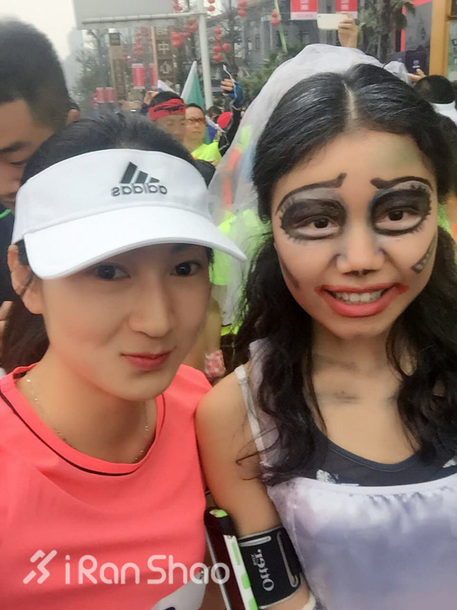 重庆跑不桑 美女跑不停