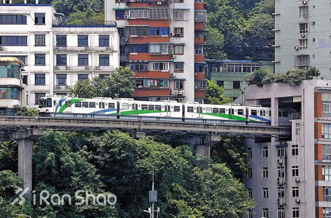 马拉松城纪 | 在魔幻3D城市重庆跑步是一个怎样的体验