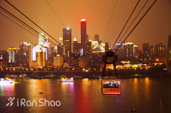 马拉松城纪 | 在魔幻3D城市重庆跑步是一个怎样的体验