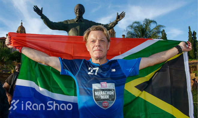 人物 | 27天跑27个马拉松: 英国影星Eddie Izzard的慈善征途