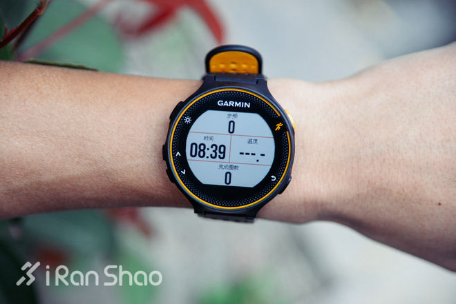 手表 | Garmin Forerunner 235 表里表外