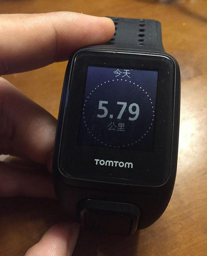 TOMTOM SPARK CARDIO+ MUSIC GPS测评体验