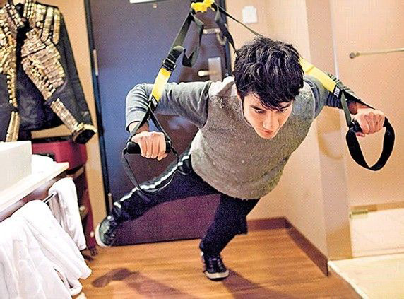 训练｜王力宏也喜欢的训练－TRX