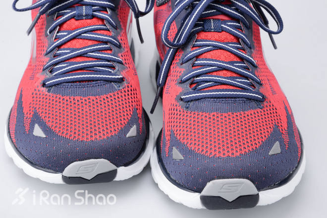 开箱 | Skechers Go Run 4， 用轻盈助力你的速度