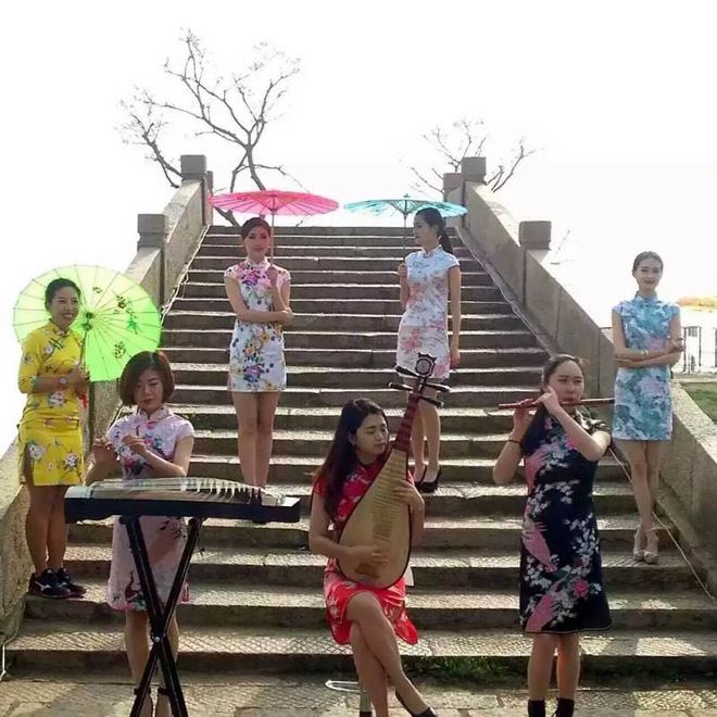 不要只看无锡马拉松的骚背心