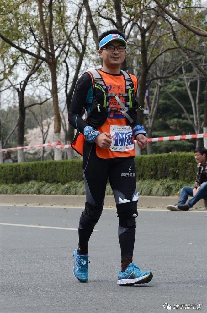 十里櫻花不及你的美, 跑在春天的太湖畔--无锡马拉松急救兔随记