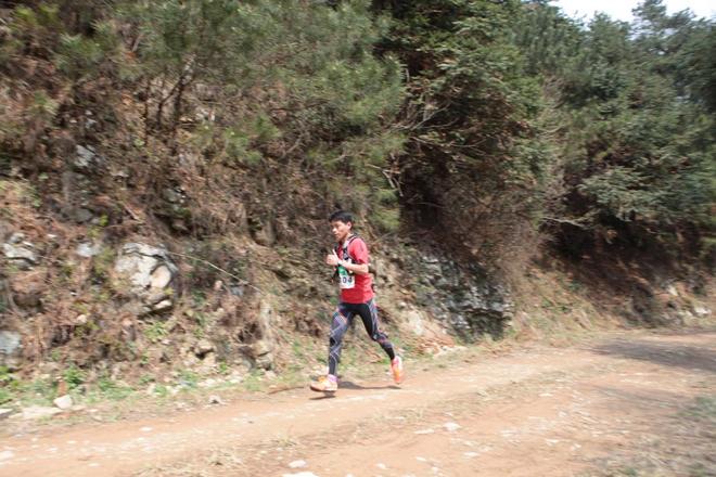 身体和灵魂，总有一个要在路上——2016北山之巅（金华山）越野挑战赛复仇记