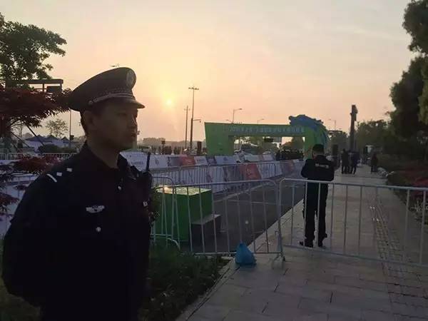 不一样的太湖美－太湖图影国际半程马拉松赛