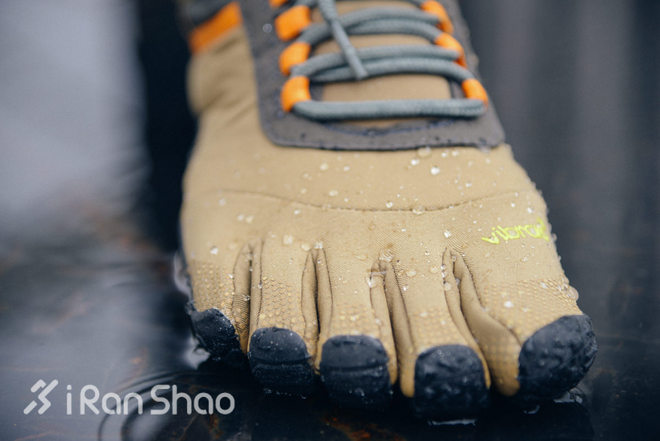 评测 | Vibram Trek Ascent Insulated 暖冬冷春户外五指新尝试
