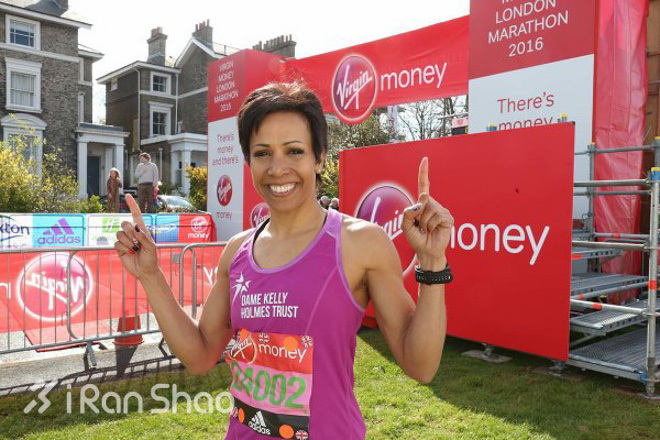 漫跑英伦 | 伦敦马拉松  一场充满爱意的街头大型化装舞会