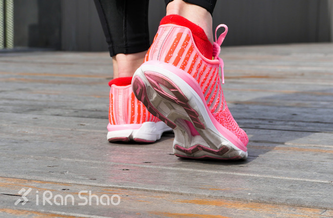 李宁超轻13跑鞋评测