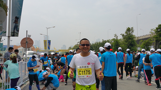 人间四月天跑汉马