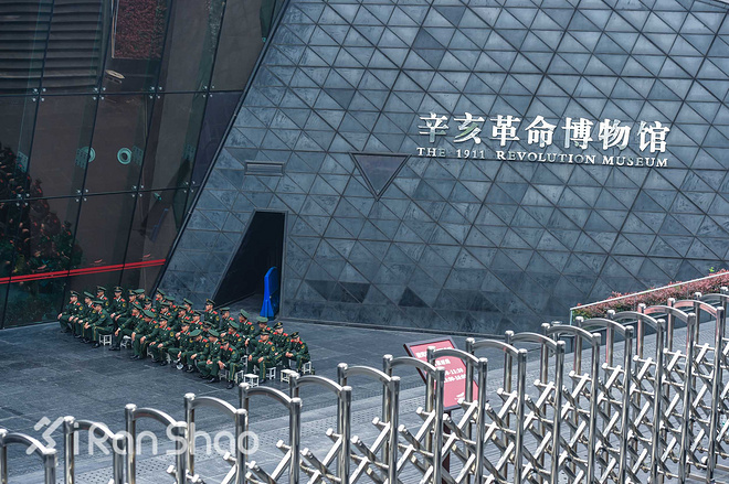 大武汉 | 是时候告诉你们昨天汉马的一些真相了