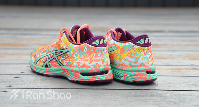 Asics Noosa Tri 11跑鞋