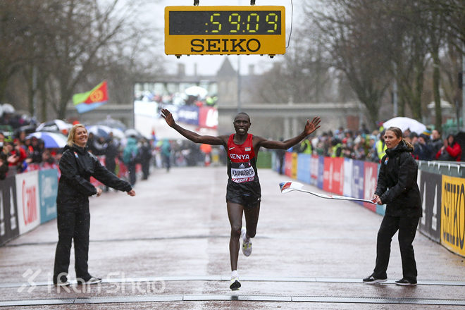 那些摔出来的跑步世界冠军