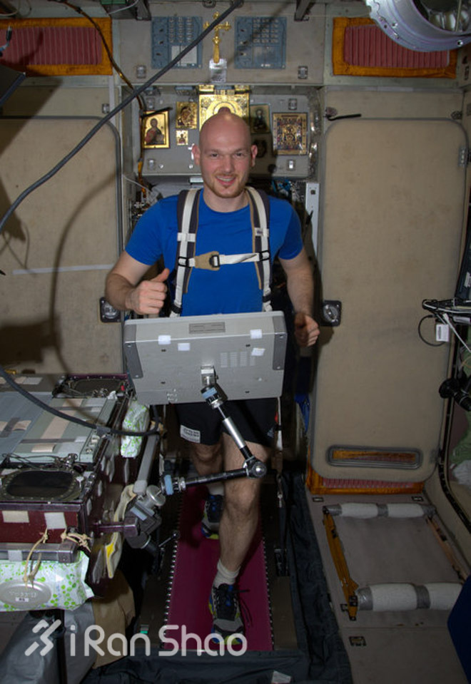 太空人跑伦马，不能更high的马拉松