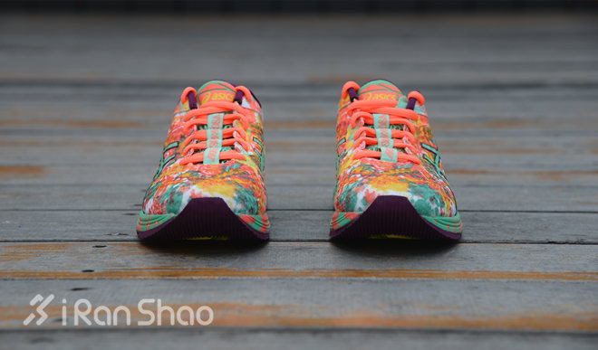 Asics Noosa Tri 11跑鞋