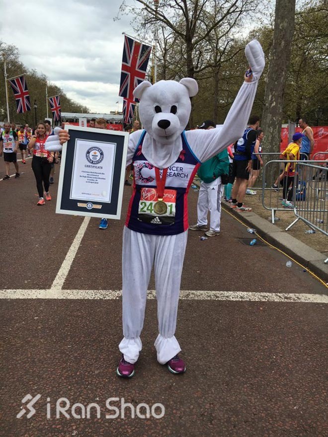 漫跑英伦 | 伦敦马拉松  一场充满爱意的街头大型化装舞会