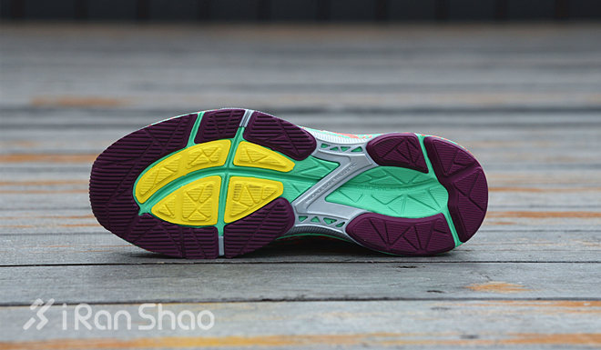 Asics Noosa Tri 11跑鞋